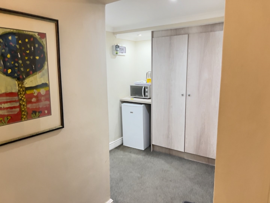 To Let 1 Bedroom Property for Rent in Cape Town City Centre Western Cape